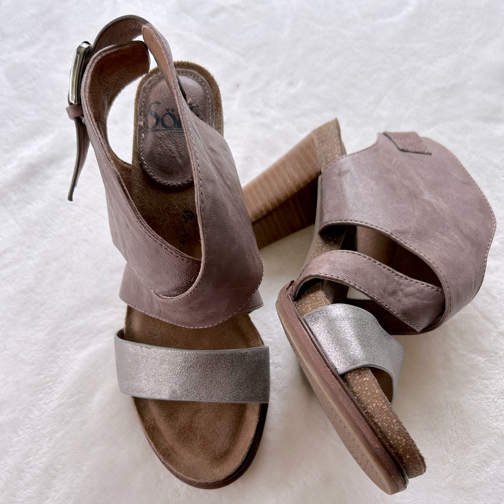 Sofft Leather Taupe/Silver Christine Stacked Heel Sandals Sz M